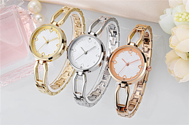 Fashion lady metal watch